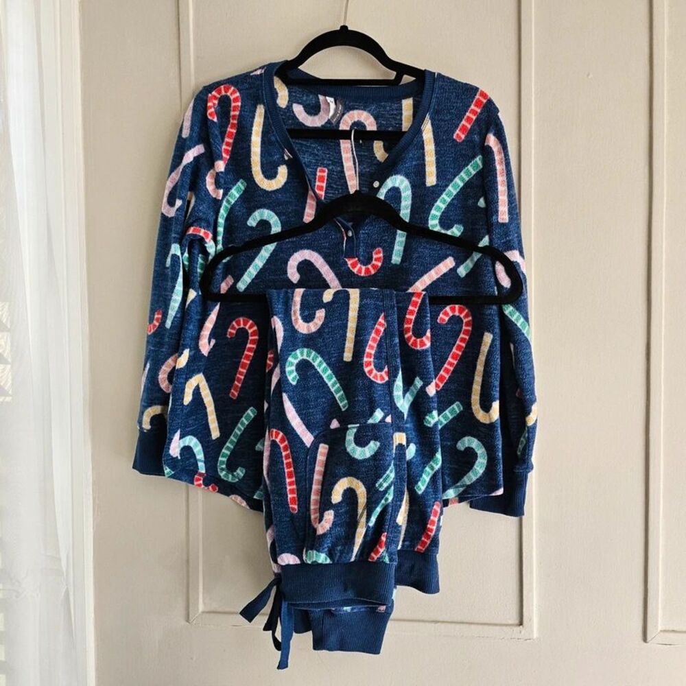 Jaclyn Intimates Candy Cane Pajama Set Multicolor Candy Canes Fuzzy Navy Medium